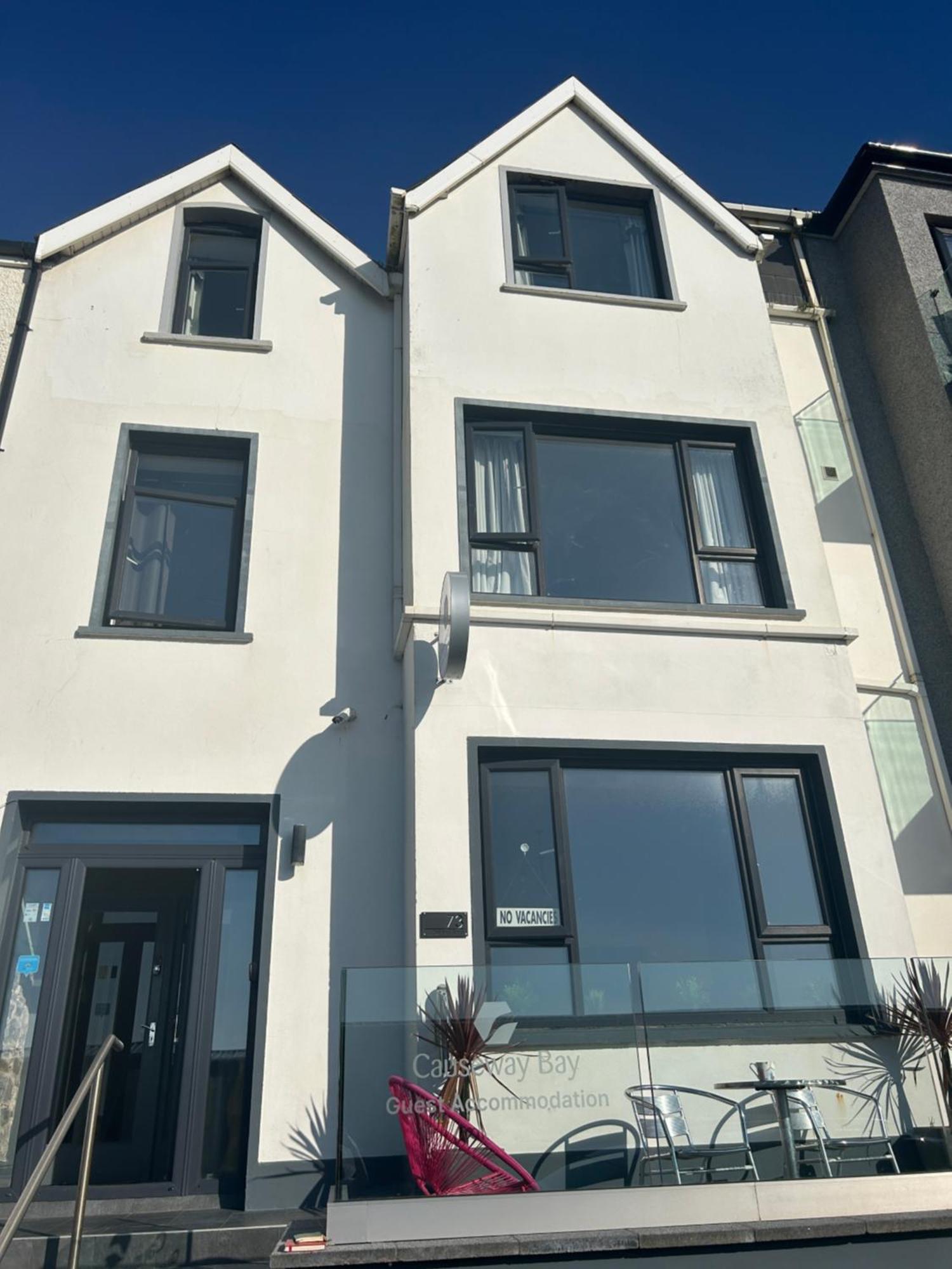 Causeway Bay Guesthouse Portrush Ngoại thất bức ảnh