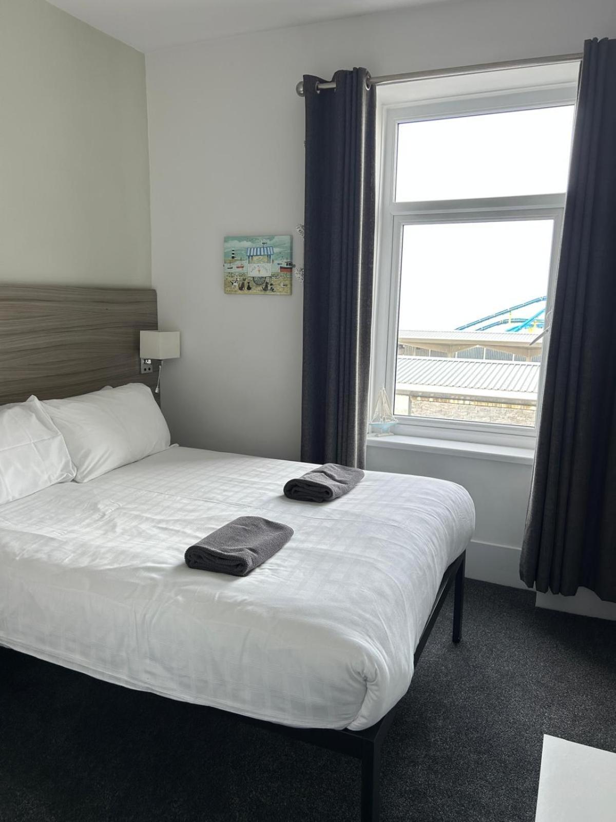 Causeway Bay Guesthouse Portrush Ngoại thất bức ảnh