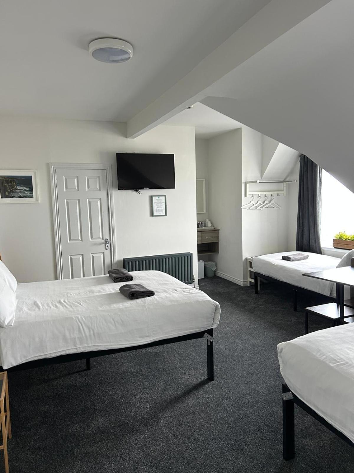 Causeway Bay Guesthouse Portrush Ngoại thất bức ảnh