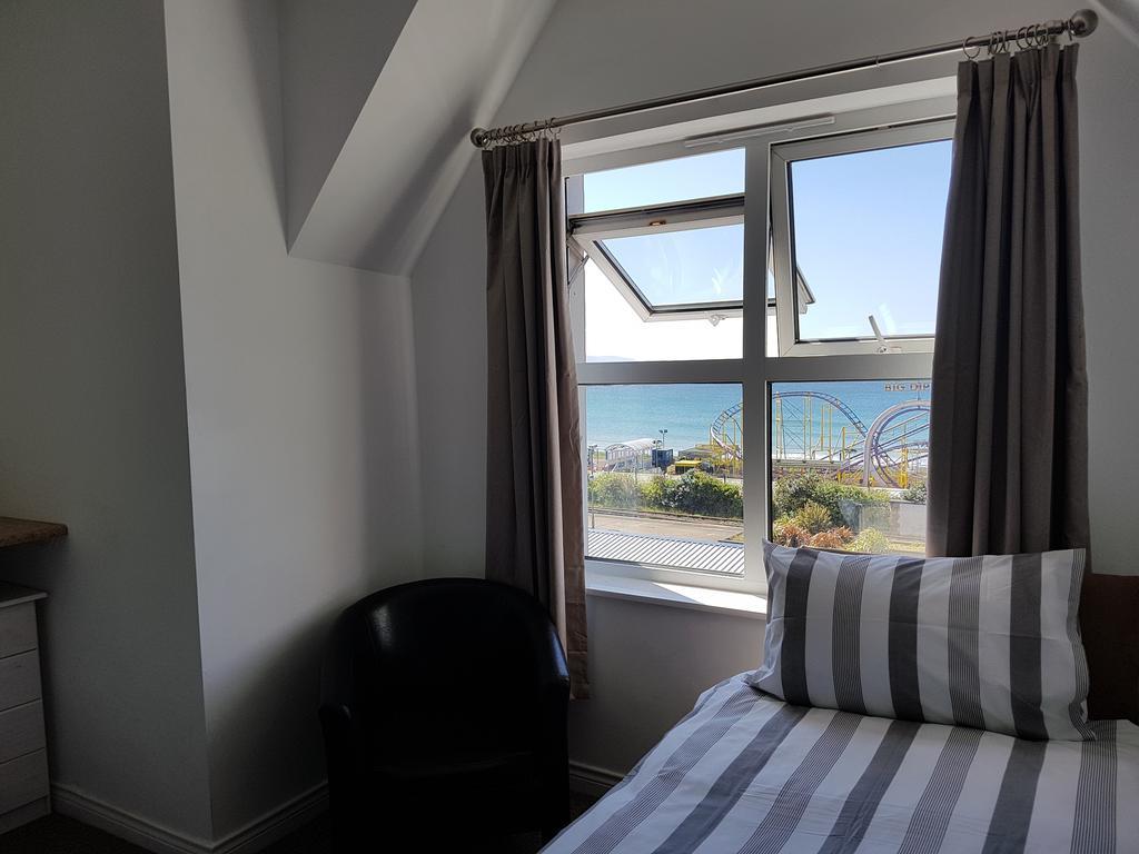 Causeway Bay Guesthouse Portrush Ngoại thất bức ảnh