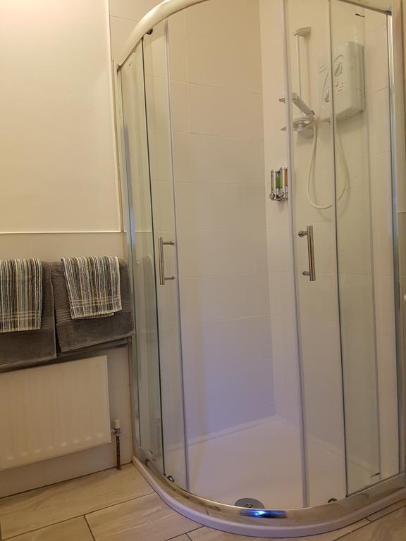 Causeway Bay Guesthouse Portrush Ngoại thất bức ảnh